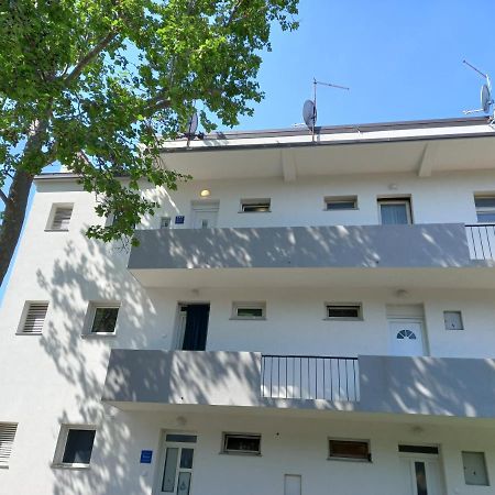 Apartamento La Piazza Umag Exterior foto