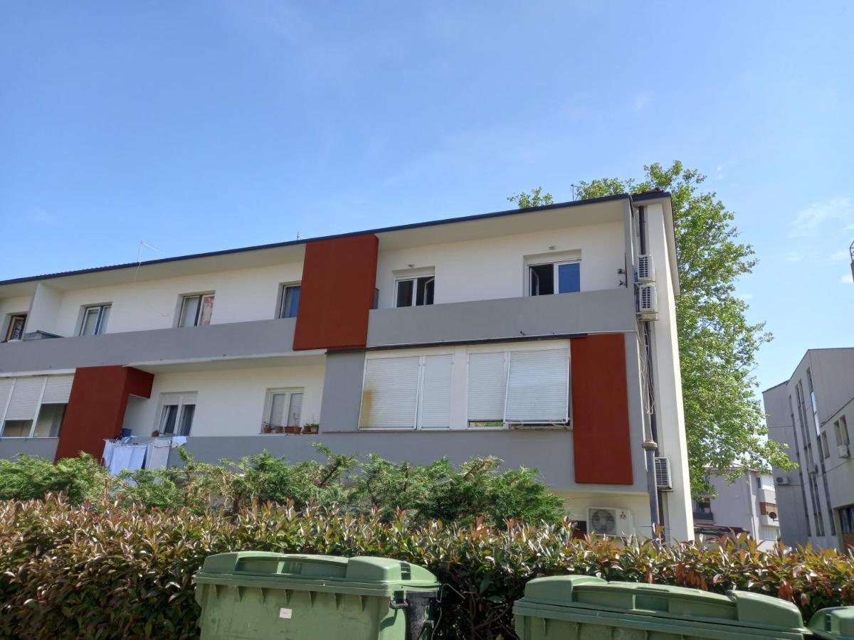 Apartamento La Piazza Umag Exterior foto