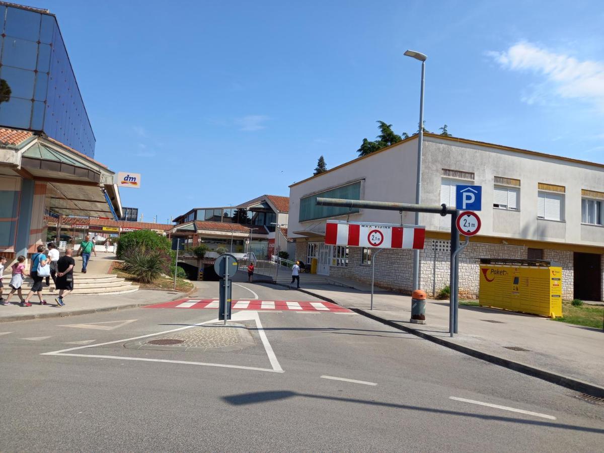 Apartamento La Piazza Umag Exterior foto