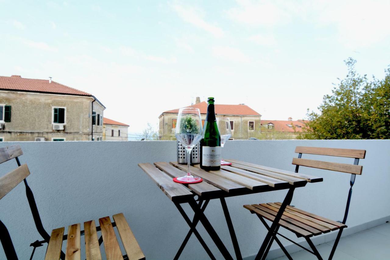 Apartamento La Piazza Umag Exterior foto